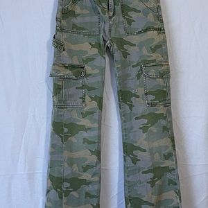 Calvin Klein Jeans Camo Cargo Pants
